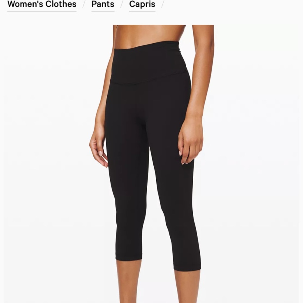 Black Lululemon Align Crop size 8